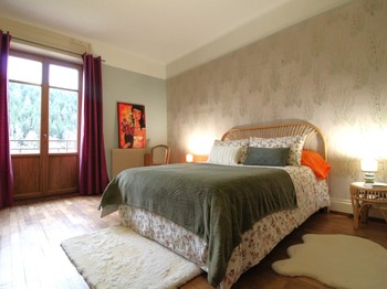 Chambre Familiale "Les Sotrés/ Pommeraye", Marie's home