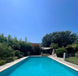 Piscine proposée aux 4 gîtes: 13X5m