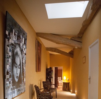 Couloir d'accès aux chambres