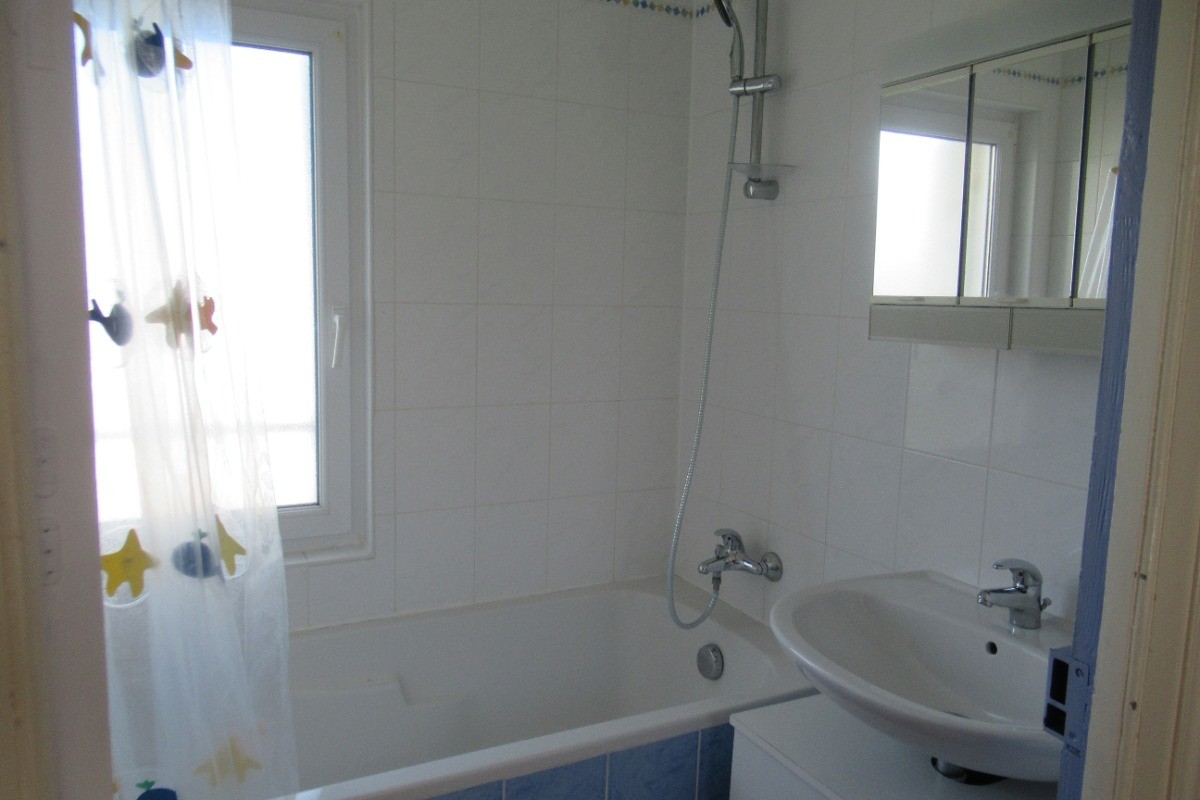 salle de bain( 1er étage)