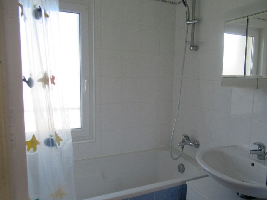 salle de bain( 1er étage)