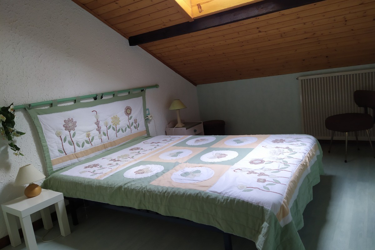 Chambre avec 1 lit 2 personnes