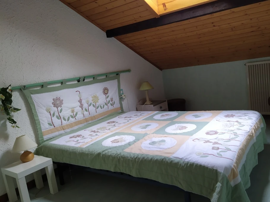 Chambre avec 1 lit 2 personnes