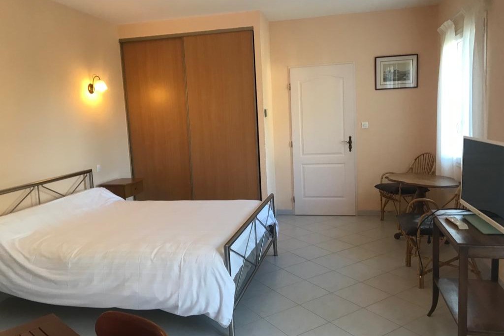 Chambre spacieuse