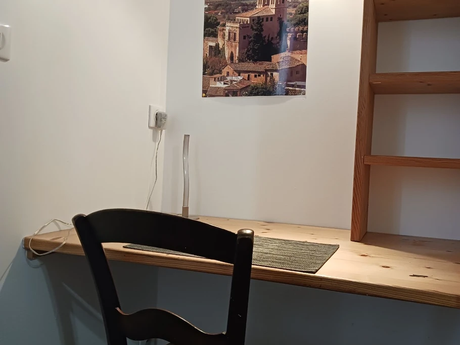 Coin bureau dans le salon