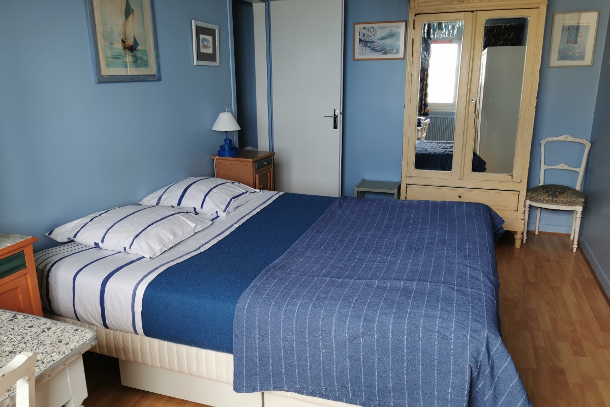 La chambre lit 160
