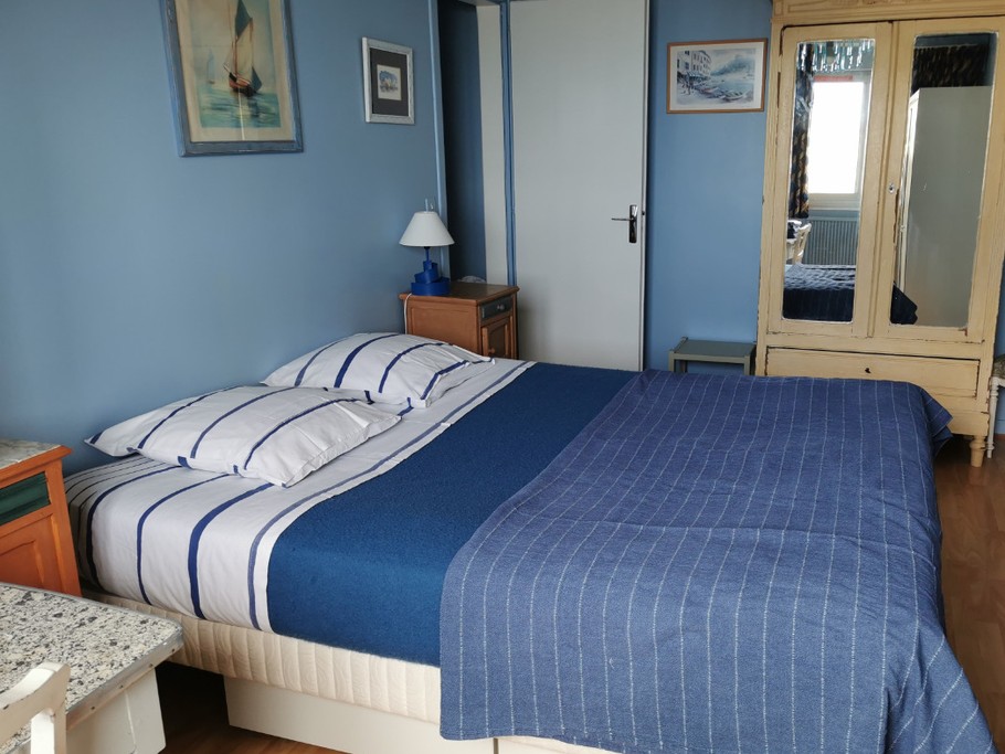La chambre lit 160