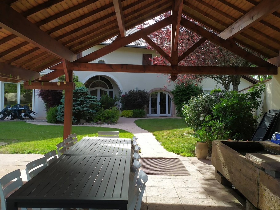 Terrace – "La Promenade des Dames" group holiday cottage, a fully renovated former farmhouse