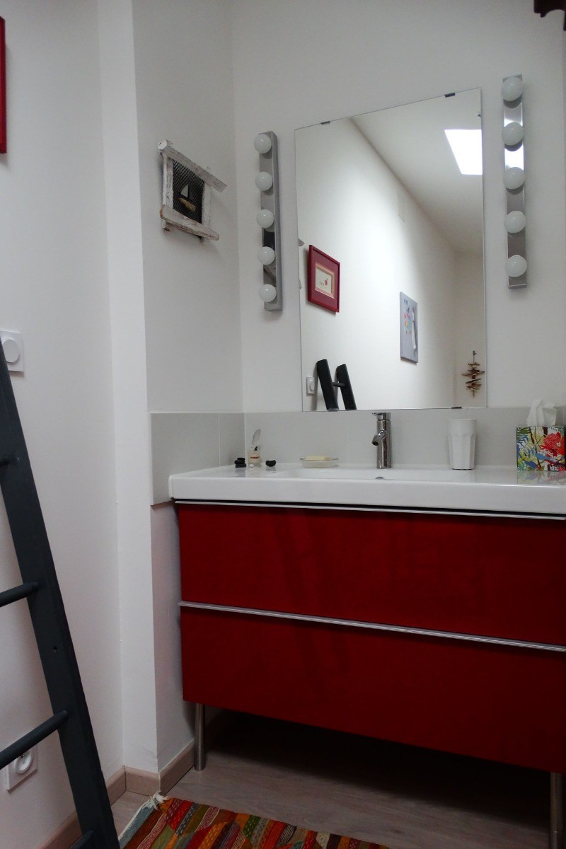 Point d'eau dans la chambre 2