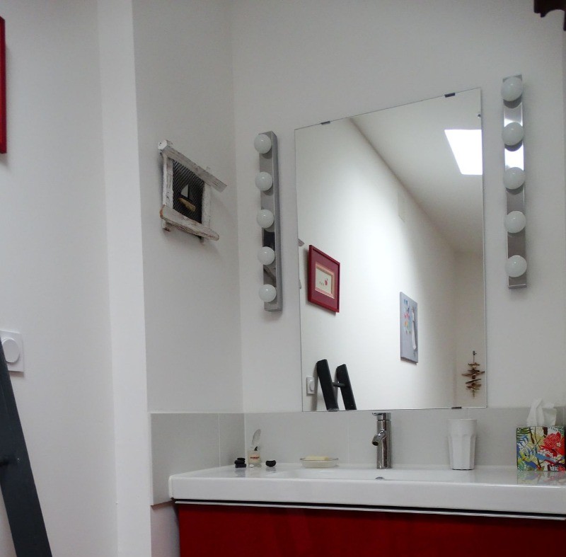 Point d'eau dans la chambre 2