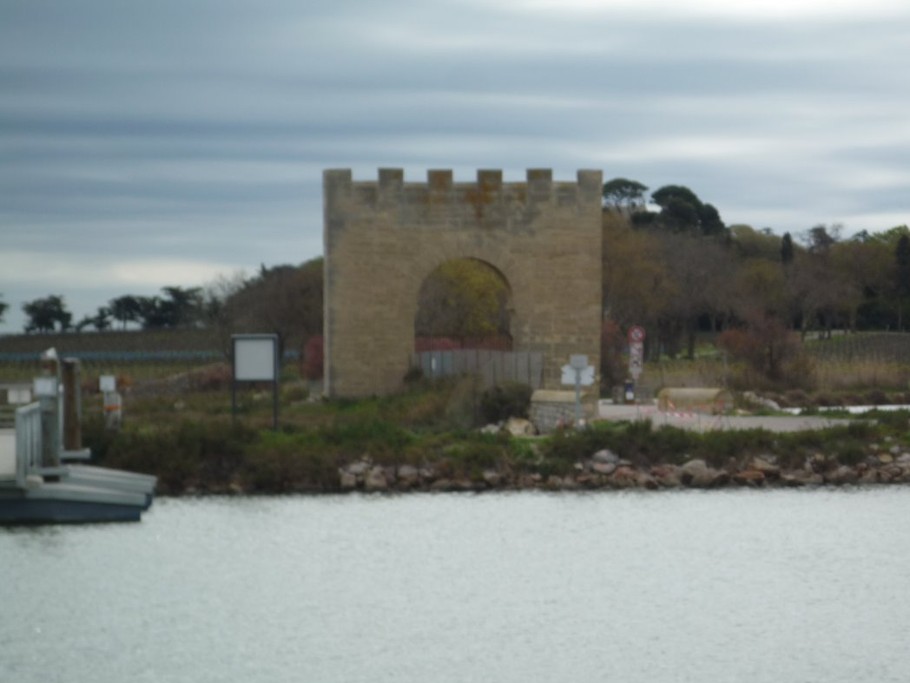 accès à la cathédrale et la mer par petit train gratuit