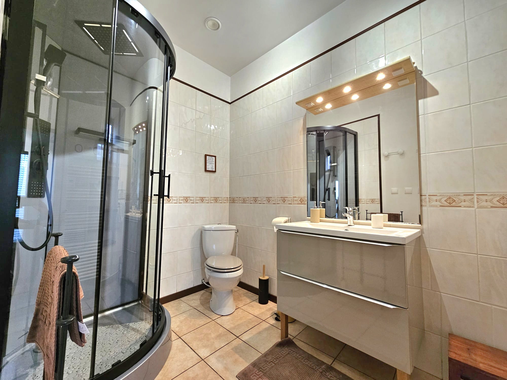 Bath seat