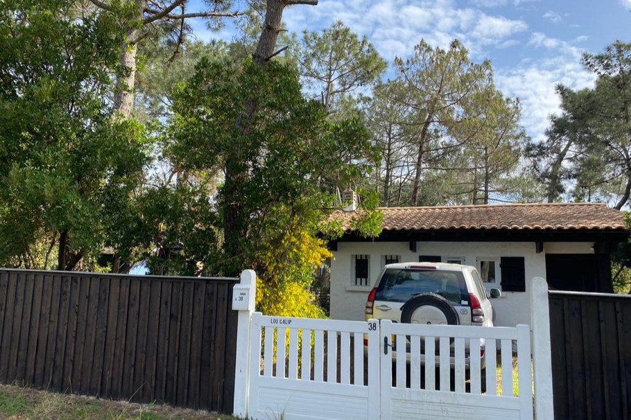 place de parking devant maison