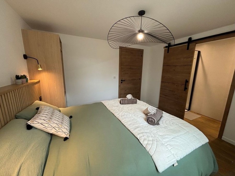 First master bedroom suite