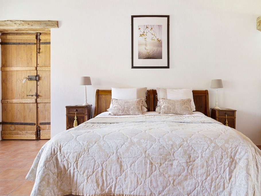 La Farat - Maison de Soleil - Chambre Kingsize ave lit canapé en plus.