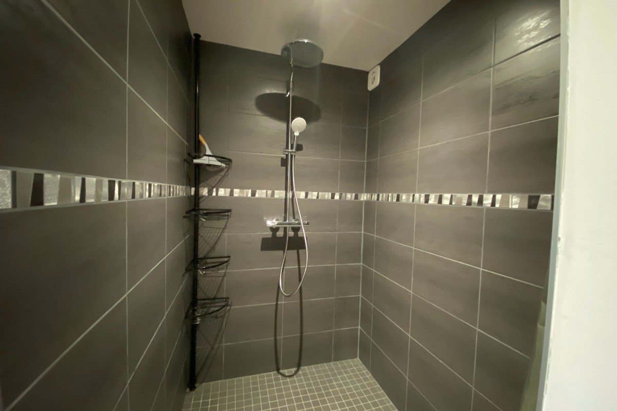 Salle d'eau - Chambre cosy Le Nid Cosy d'Isa