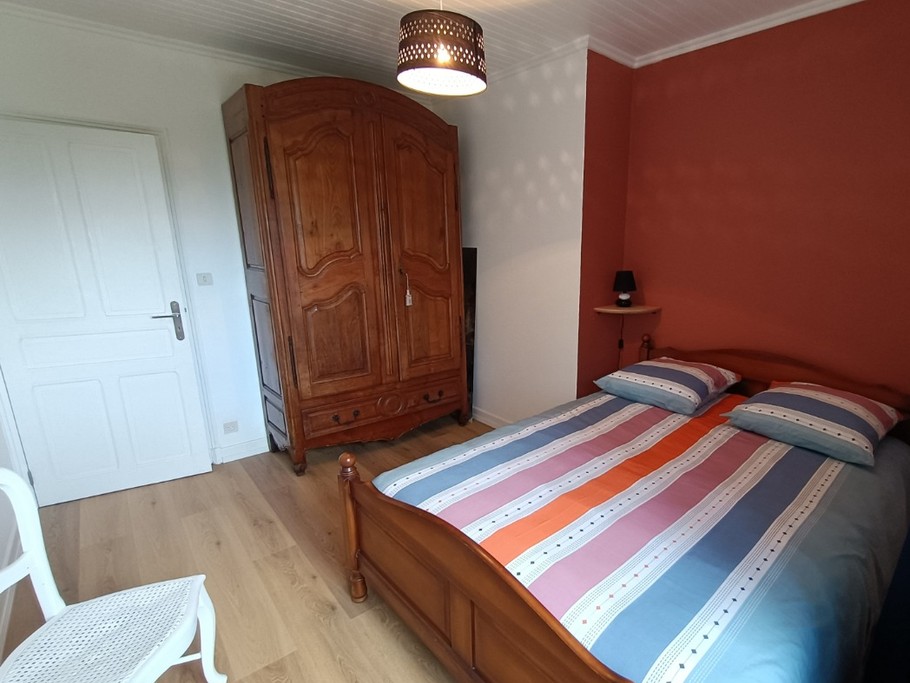 Chambre 1 lit 140*190