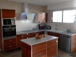 House 1: well-equipped kitchen