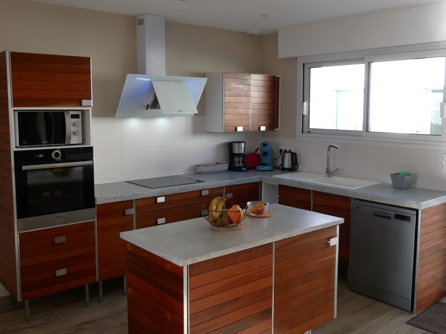 Maison 1 : cuisine bien équipée