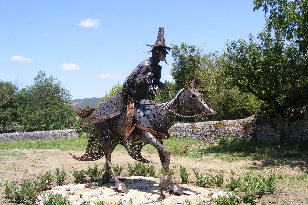 Gîte Les volets bleus, the Duc d'Arpajon at Clos des Légendes