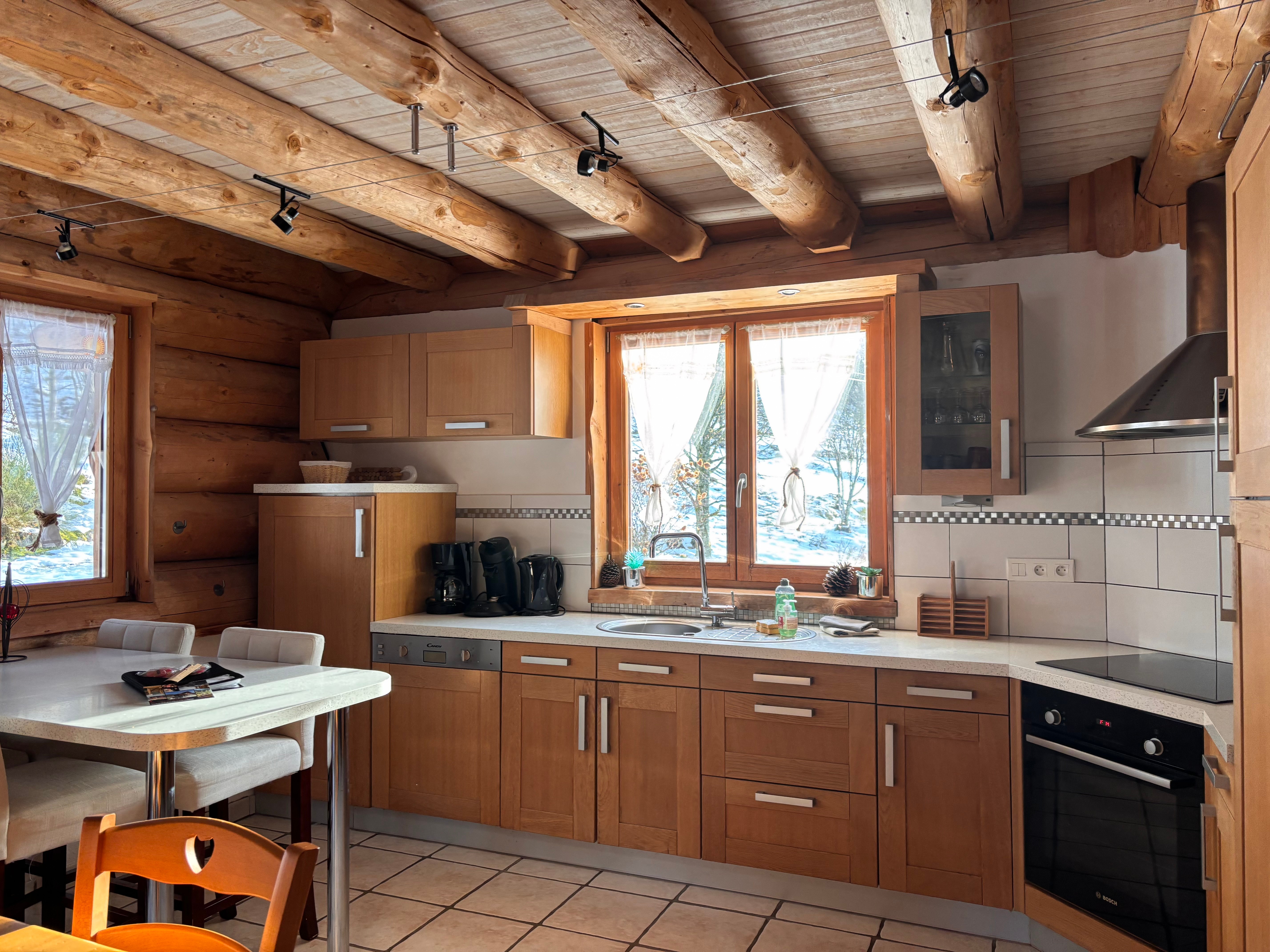 Cuisine ouverte  - Le Chalet en rondins, La Bresse