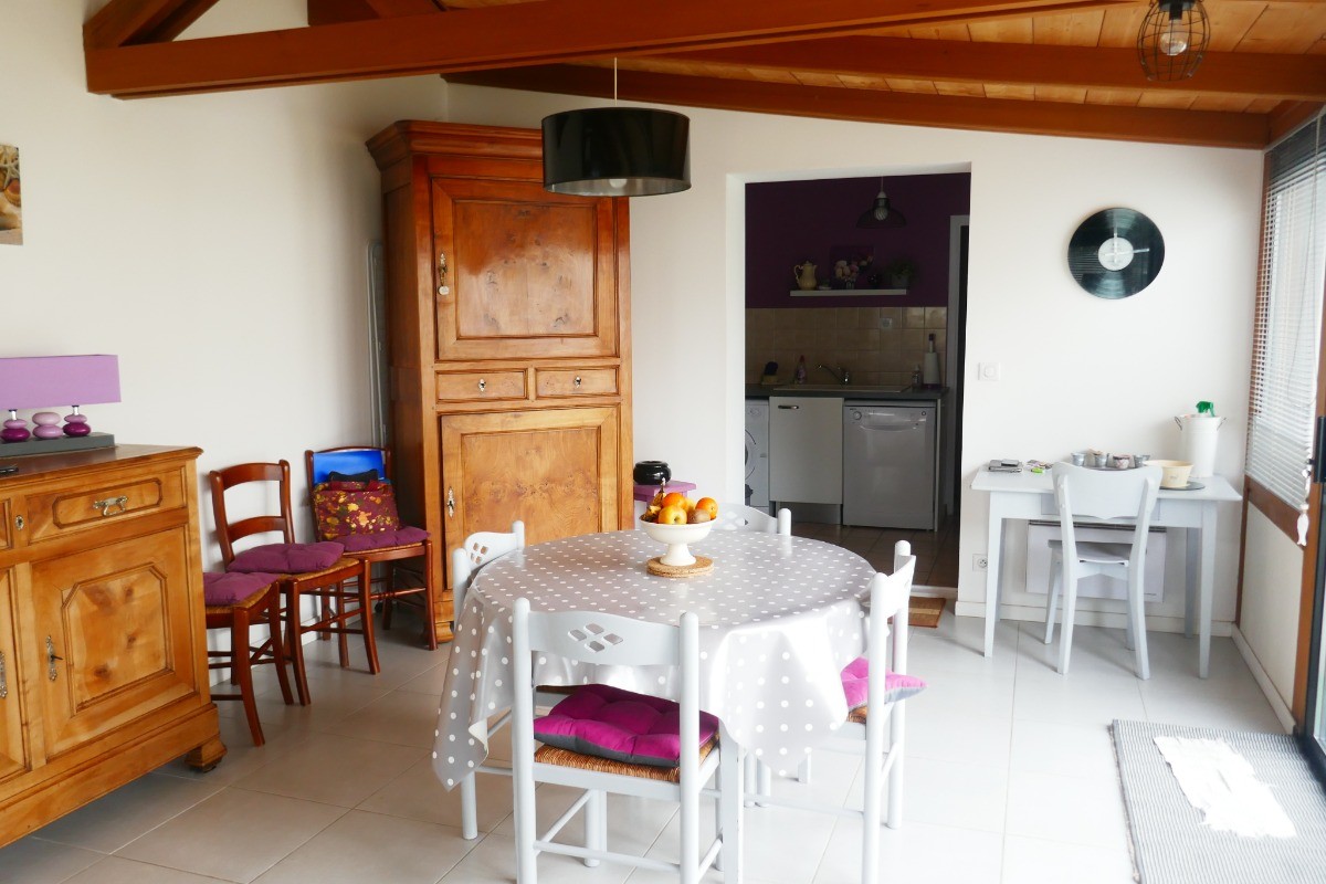 Véranda coin repas