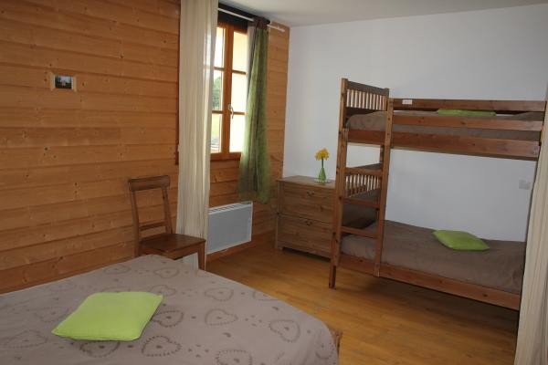 Gîte de grande capacité avec piscine à la campagne - Chambre
