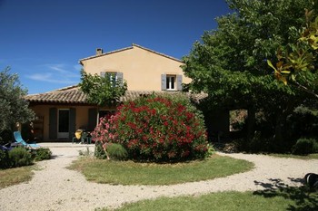Terrasse depuis le jardin