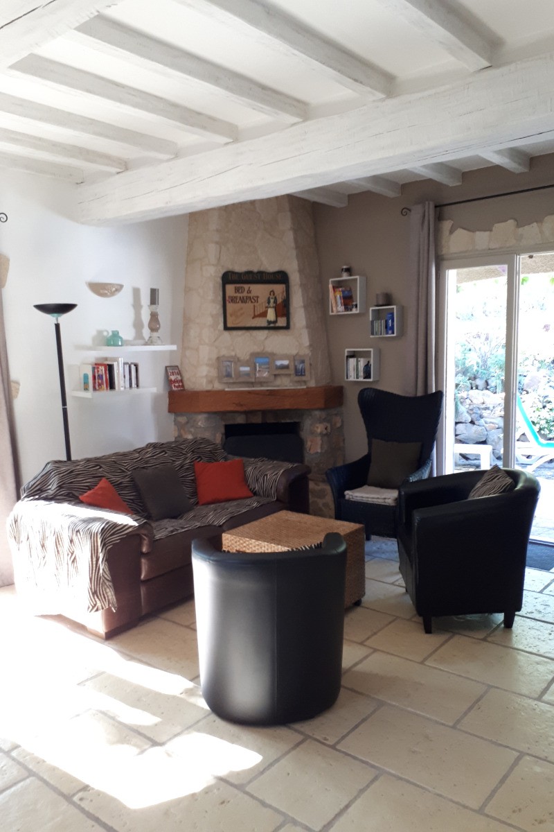 Côté salon, Clos de la Chesnaye à Mons (Var, Provence)