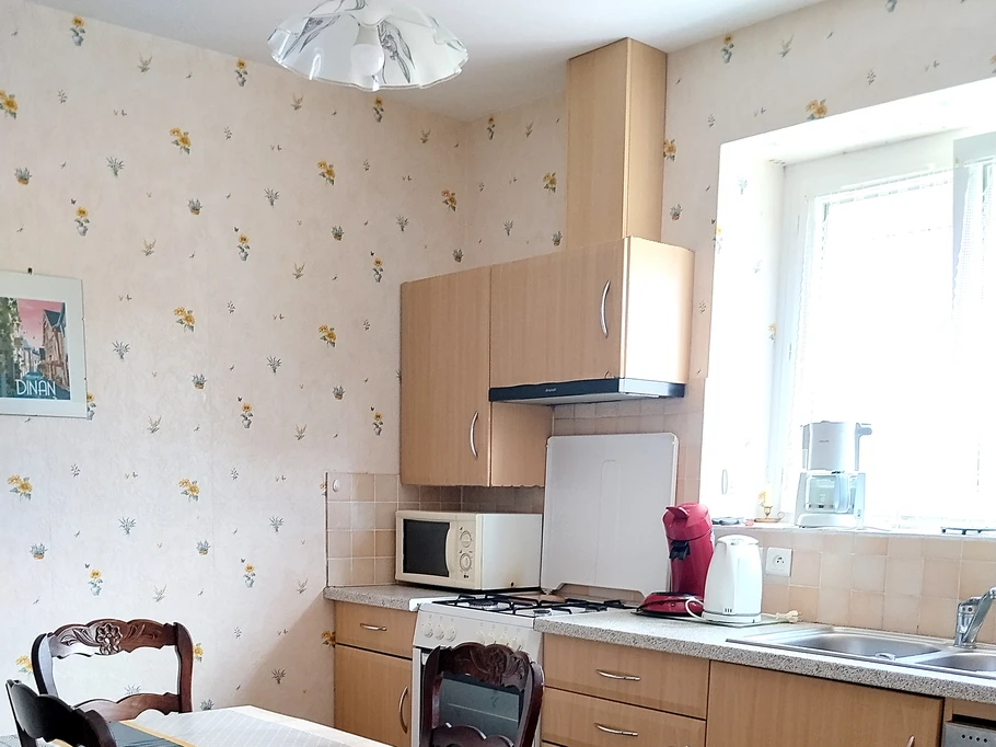 Fitted kitchen