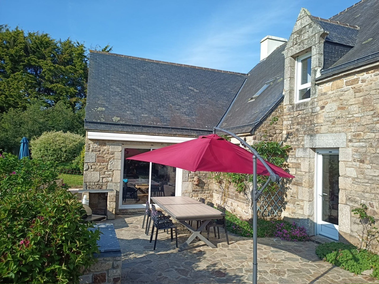 Grande terrasse ensoleillée