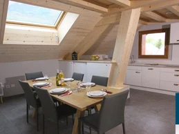 L'Arclosan - Salle à manger et cuisine - www.entrelacetmontagnes.com