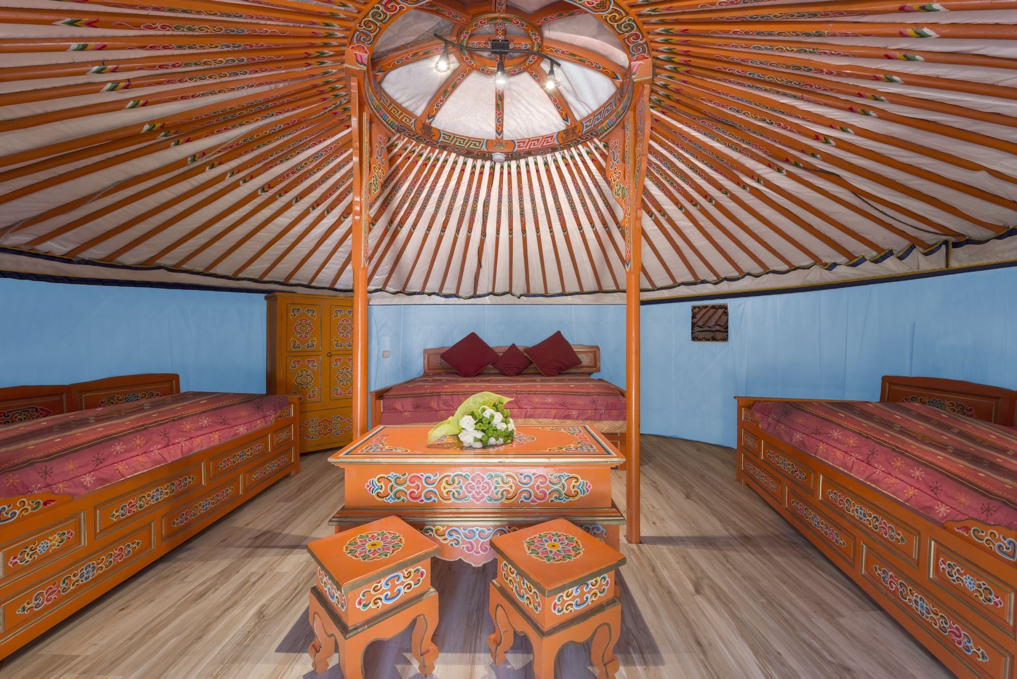 Défi Planet, yourte mongole BASUTO pour 4 personnes, à Dienné, Vienne