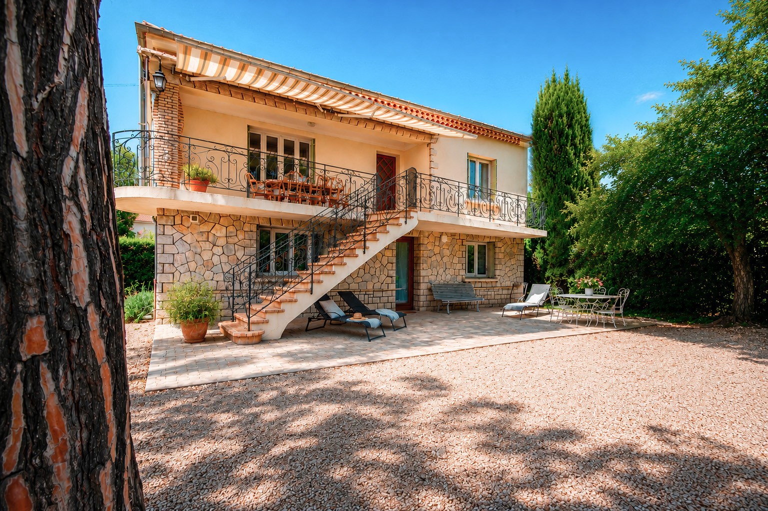 Photo n° 2 of the location