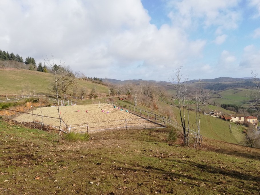 Vue de la carrière et maison du haut du pré