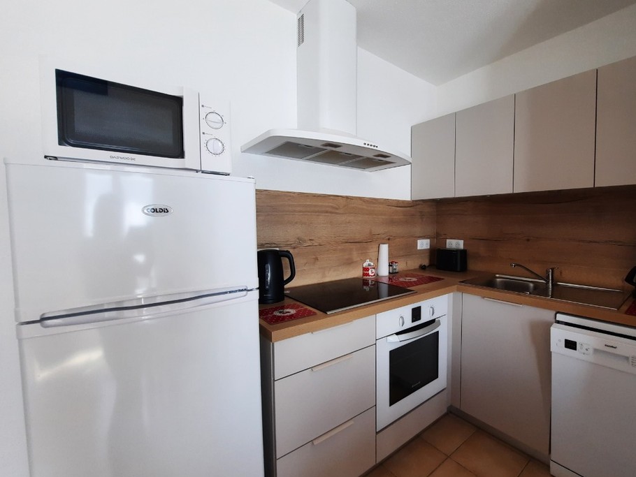 La cuisine aménagée équipée