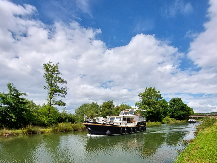 Vue du Jardin - Gite le Martin Pêcheur