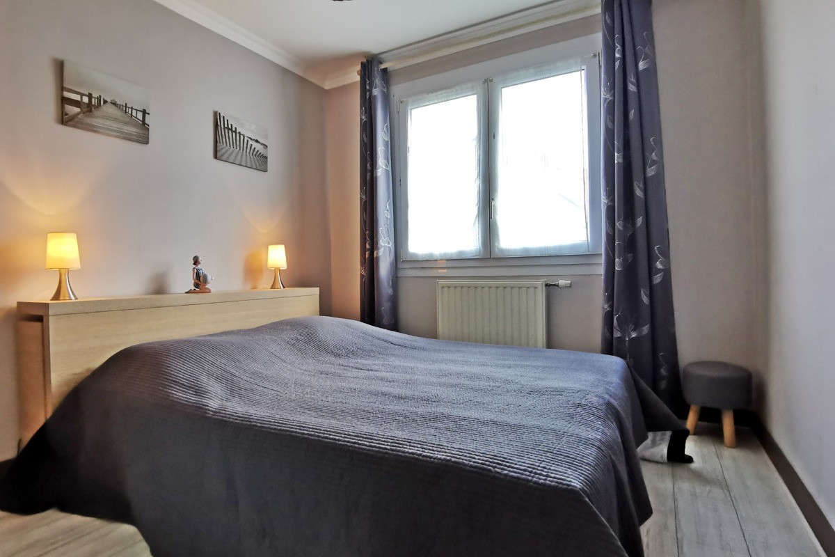 Chambre 1 avec lit 140