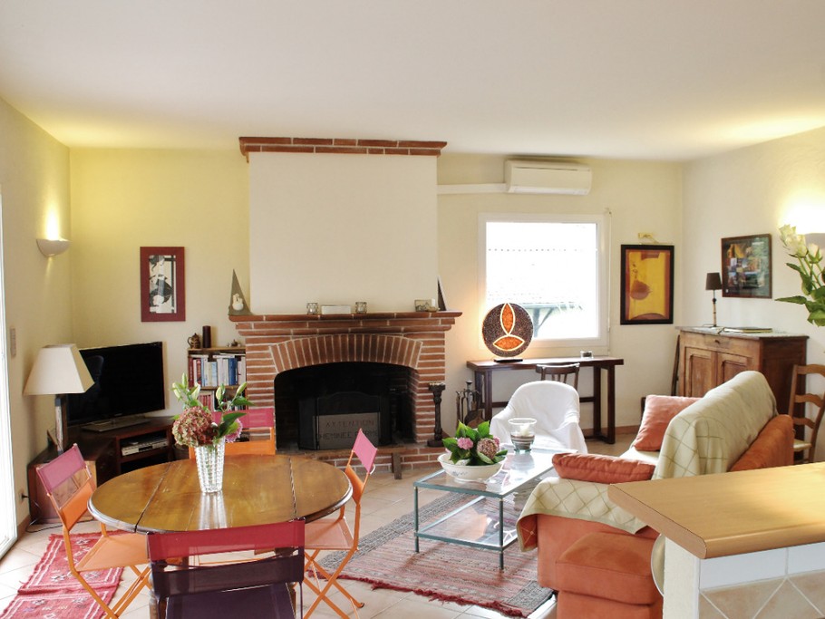 Le salon du Gite Au Bouzigues