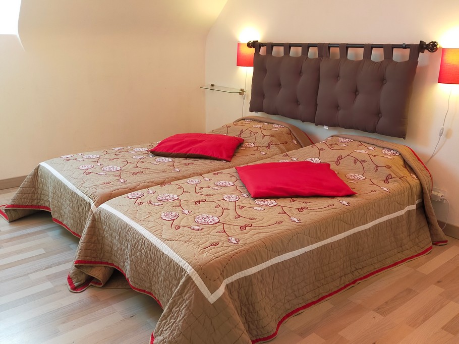 chambre trèfle 2 lits 90