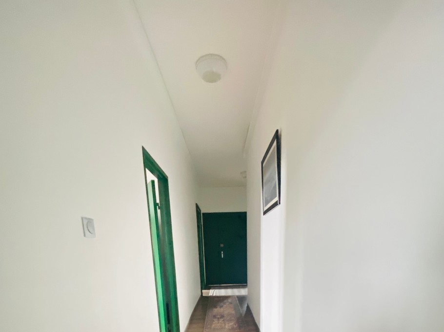 The bedroom corridor