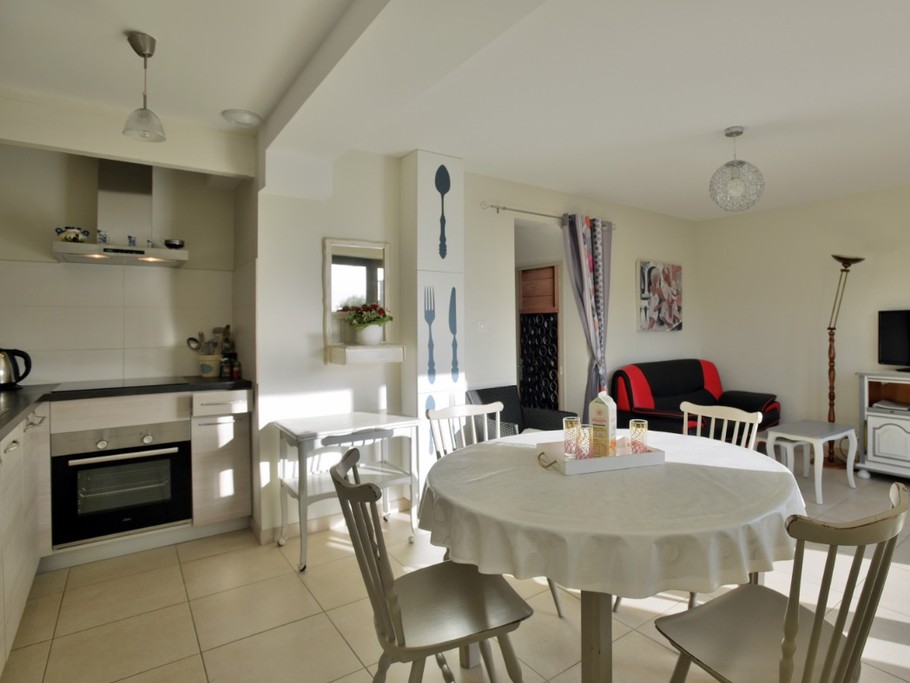 Pièce de vie :cuisine & salon