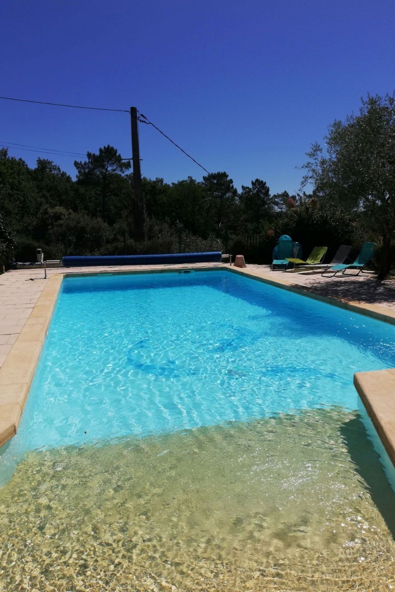 Le Gîte le Roqual Piscine chauffée sécurisée