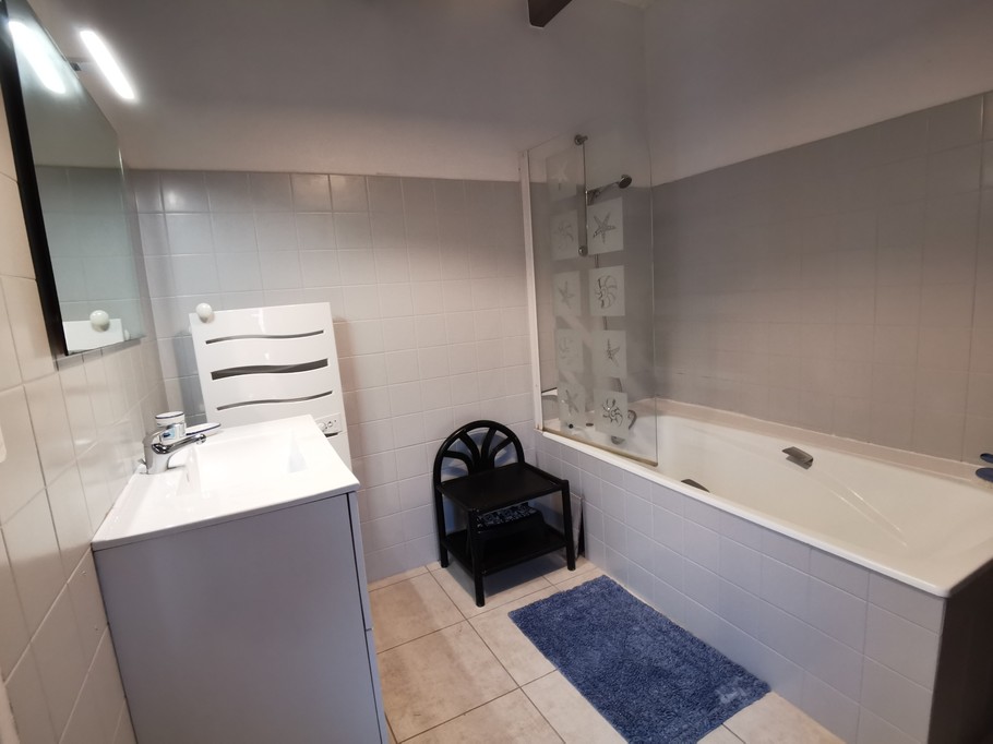 Salle de bain au RDC