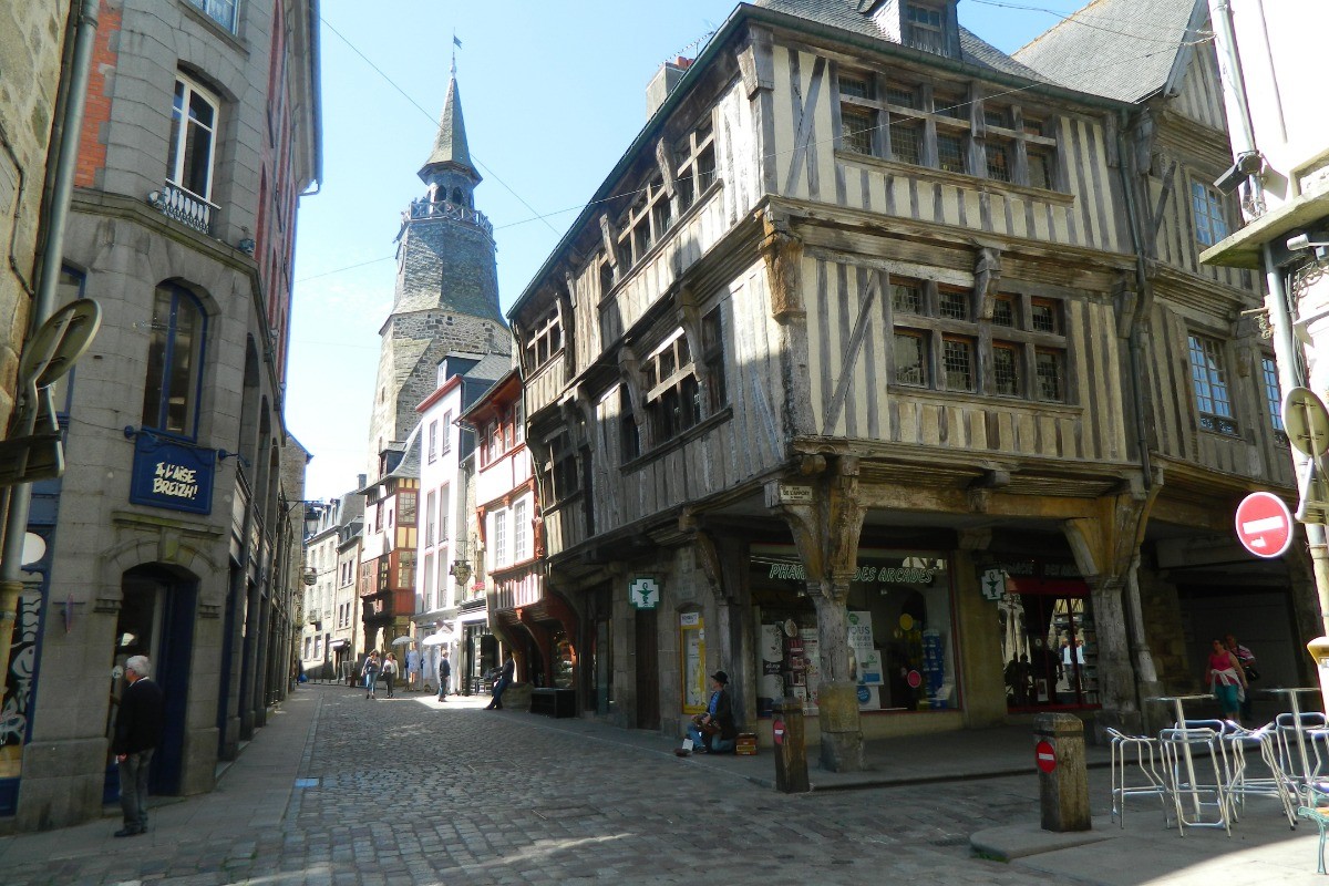 Dinan