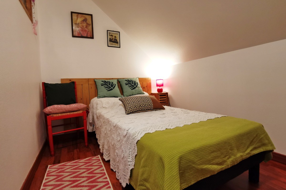 Etage: Chambre 3 avec 1 lit 90