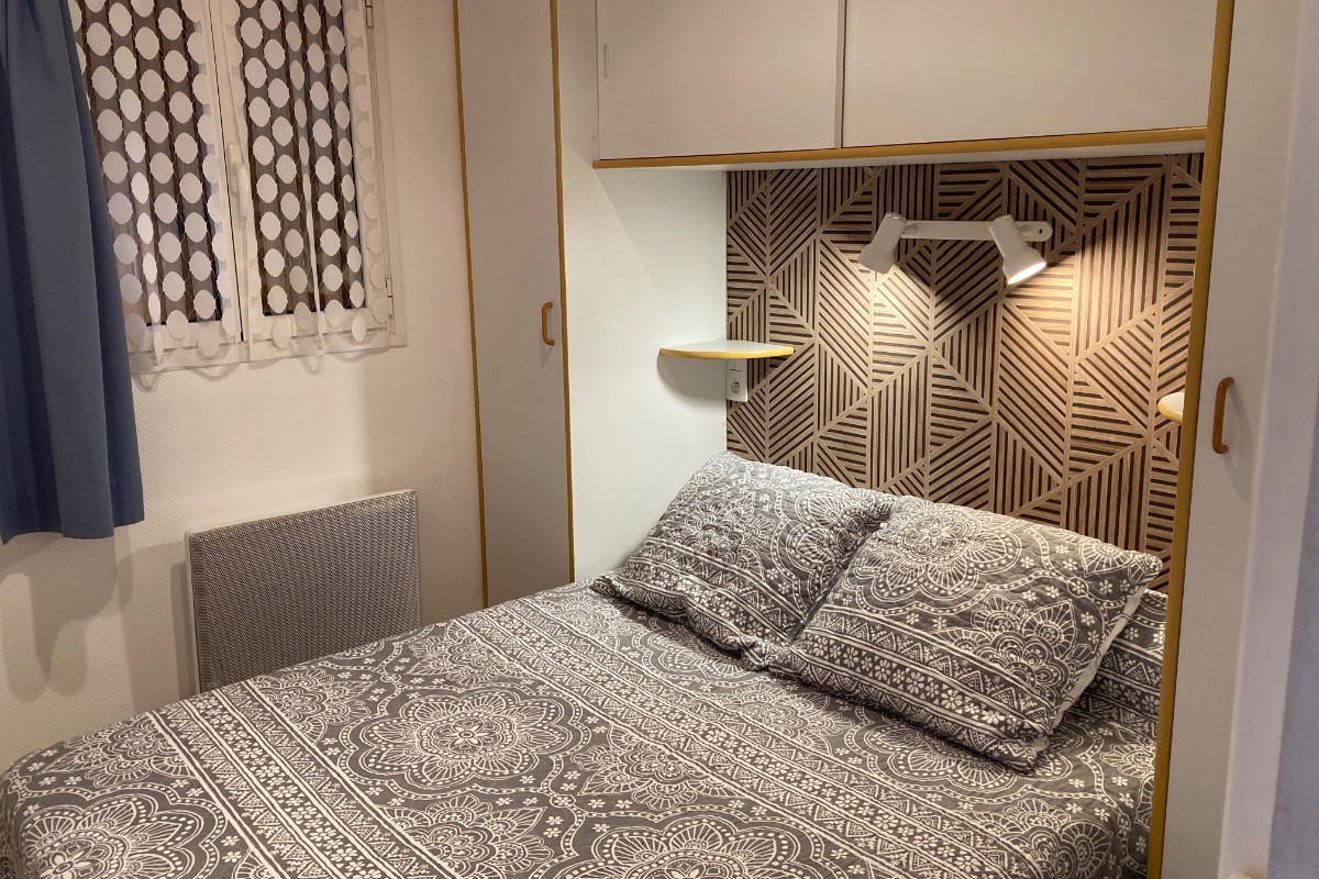 Chambre lit 140