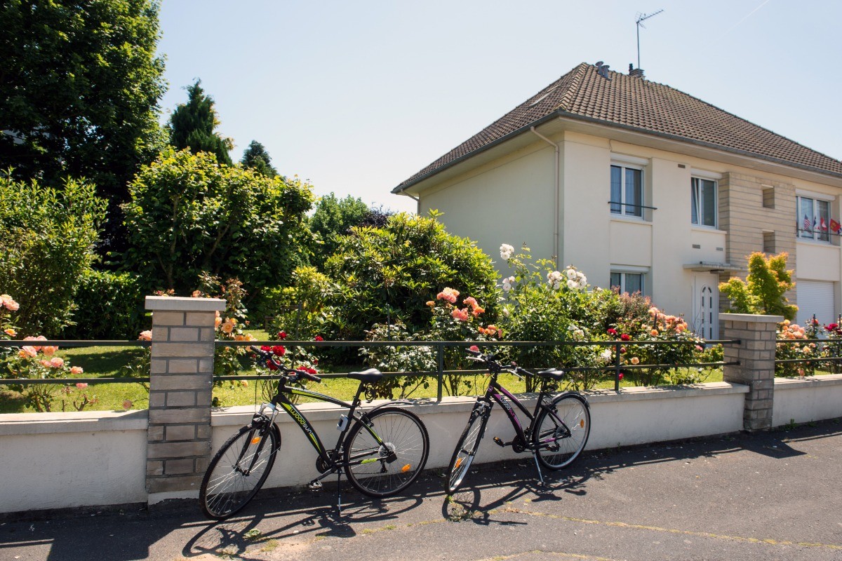 Côté rue la maison