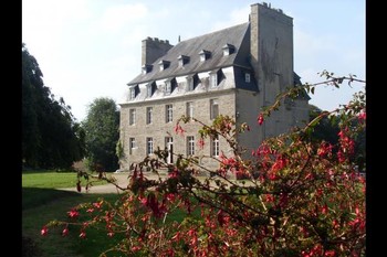 le chateau de Kerhir vu du gite