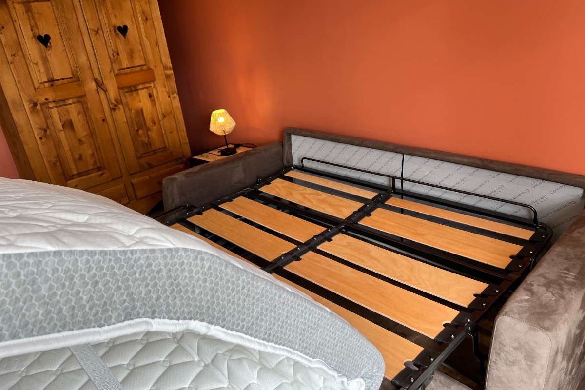 convertible haut de gamme, repliable facilement, literie très confortable